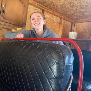 Meet your Posher, Amy